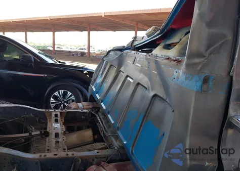 1986 Chevrolet K10 из США, поврежденный, VIN 1GCEK14H7GS151860